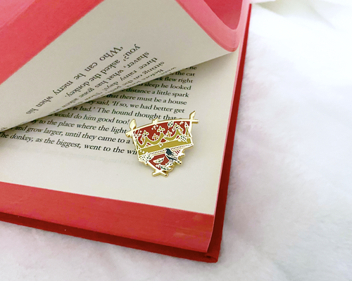 Load image into Gallery viewer, The King Pin - Bookish Enamel Pin
