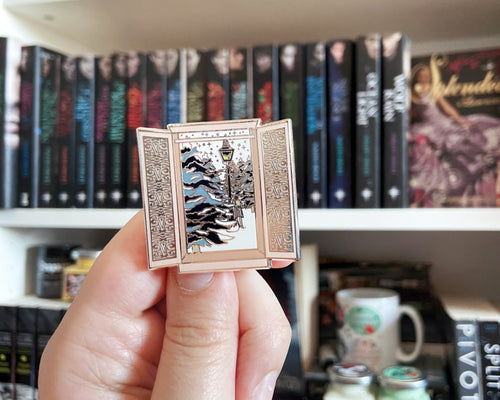Load image into Gallery viewer, The Chronicles of Narnia - Bookish Enamel Pin
