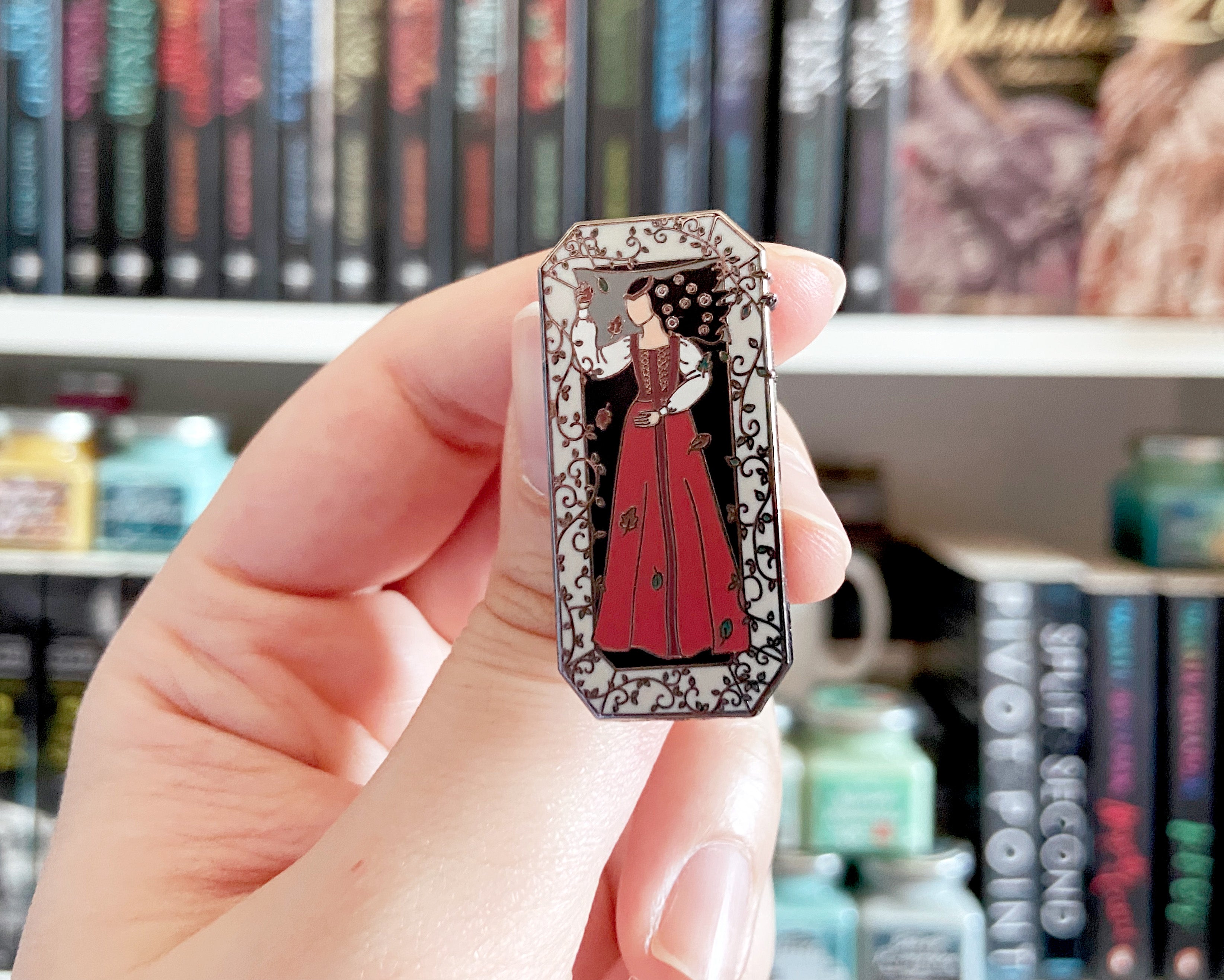 Snow White - Brothers Grimm Inspired - Bookish Enamel Pin